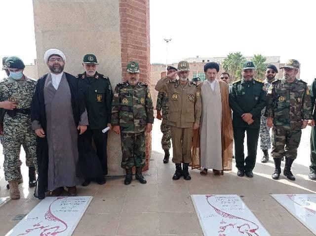 بازدید فرمانده کل ارتش جمهوری اسلامی ایران از موزه دفاع مقدس دزفول