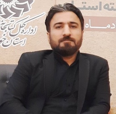 کوراوند: طنزپردازی بنیه ادبی است