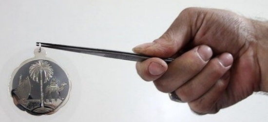 دستی که باید دست صنایع دستی را بگیرد دستی که باید دست صنایع دستی را بگیرد