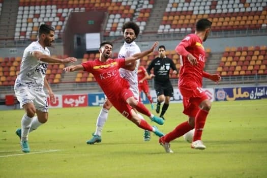  توپ باشگاه فولاد در پایتخت شوت می شود!