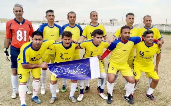 پیشکسوتان فوتبال اهواز و مسجدسلیمان دیدار کردند/ وب سایت حبیب خبر
