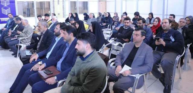 از یک پیشکسوت رسانه خوزستان قدردانی شد از یک پیشکسوت رسانه خوزستان قدردانی شد