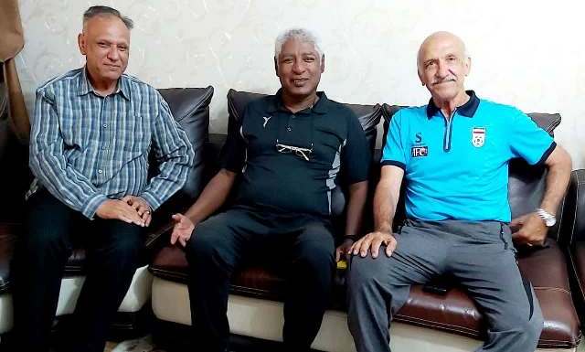 نامداران فوتبال آبادان اعلام آمادگی کردند