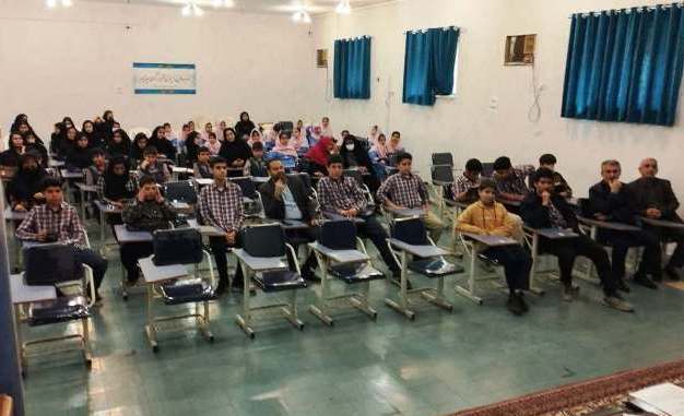 نشست ادبی فولاد و ابریشم در اهواز 