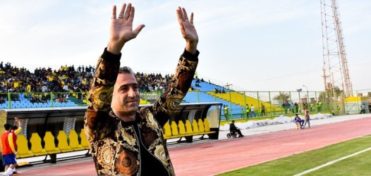 به شدت به آبادان و خوزستان علاقه مندم!