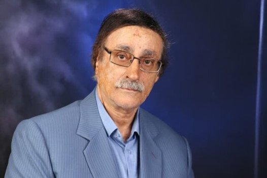 یوسف مداحیان دو مجموعه نمایشنامه‌ چاپ کرد