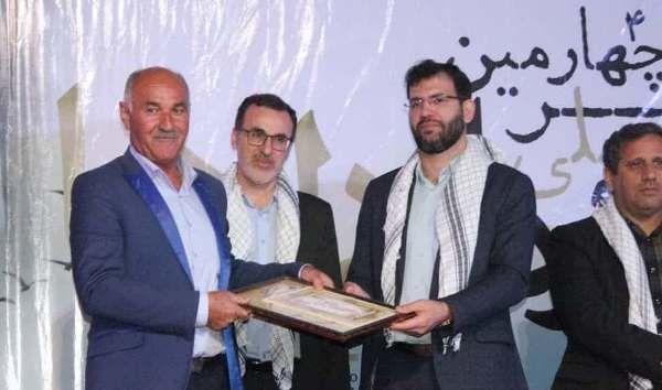 کنگره ملی شعر سردار دل ها برگزار شد کنگره ملی شعر سردار دل ها برگزار شد