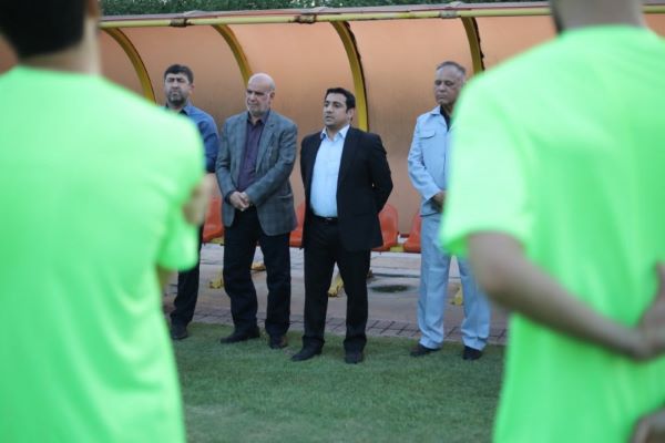 خصور مسوولان ورزش خوزستان در تمرین فولاد خصور مسوولان ورزش خوزستان در تمرین فولاد