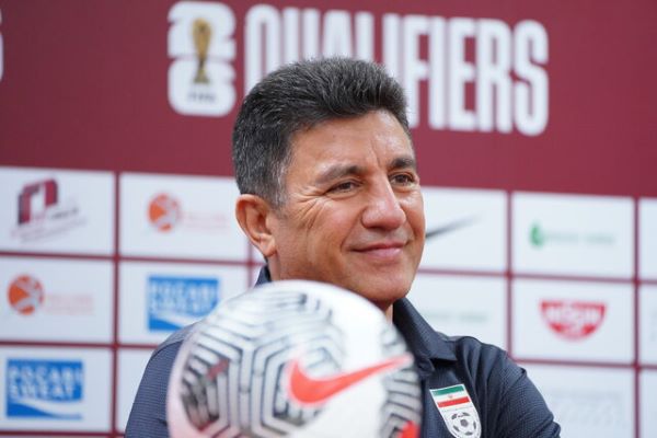 قلعه‌نویی: از بازیکنان جوان و باتجربه استفاده می‌کنیم