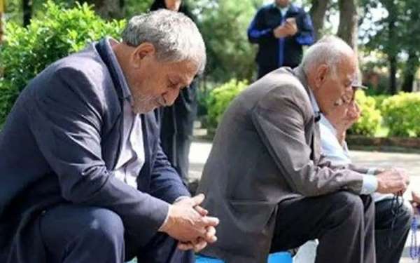 درمانِ بازنشستگان باید رایگان باشد درمانِ بازنشستگان باید رایگان باشد