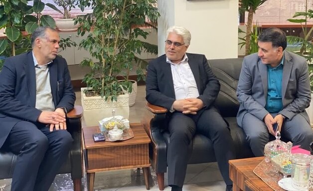 نماینده مردم اهواز آشکار کرد: بنزین بیکیفیت بلای جان مردم خوزستان نماینده مردم اهواز آشکار کرد: بنزین بیکیفیت بلای جان مردم خوزستان