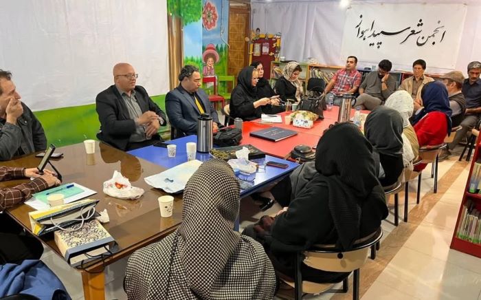 شعر زیر پلک شهر شعر زیر پلک شهر