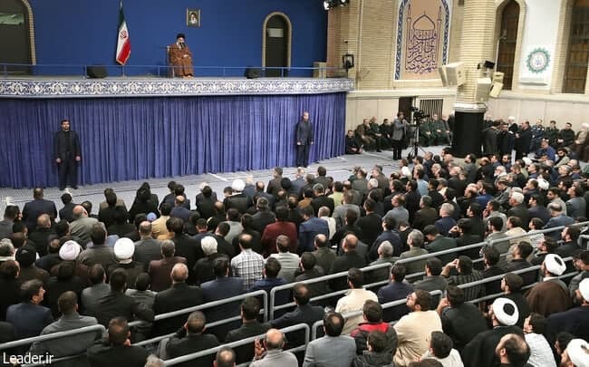 وظایف مردم و قوای سه‌گانه برای تحقق شعار سال