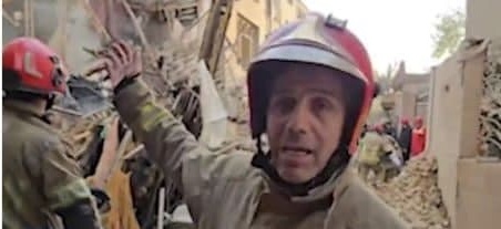 تخریب ساختمان سه طبقه درپی حفر چاه/ ویدیو