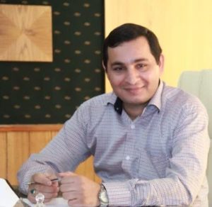 خدمتی عاشقانه، مسیری دشوار، آینده ای نامعلوم!