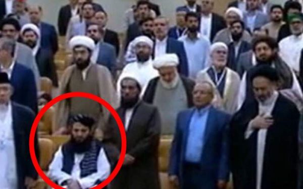 چرا کسی نماینده طالبان را بیرون نکرد؟ چرا کسی نماینده طالبان را بیرون نکرد؟