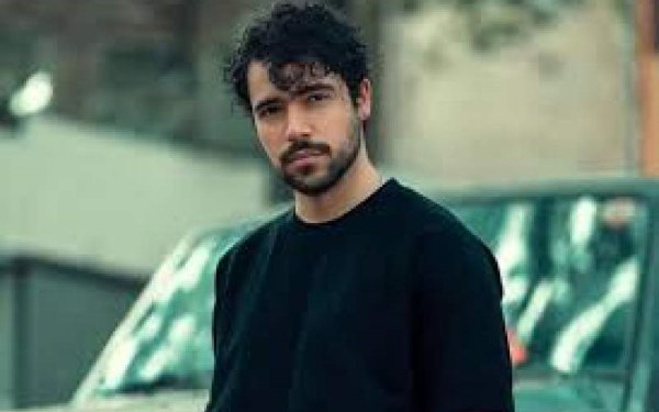 شروین حاجی‌پور: عفو شدم؛ پرونده‌ام بسته شد