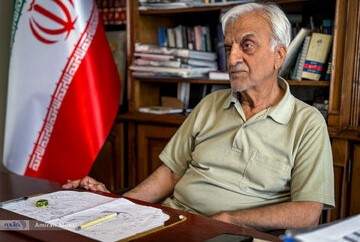 هاشمی طباء: تشکیل دولت سایه خنده‌دار است!