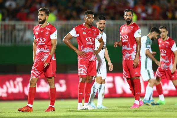 گل استقلال آفساید بود/ پرسپولیس مهاجم ندارد!