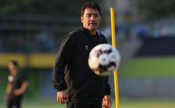 خاطره های کاپیتان پیکان از بازی با منچسترسیتی خاطره های کاپیتان پیکان از بازی با منچسترسیتی