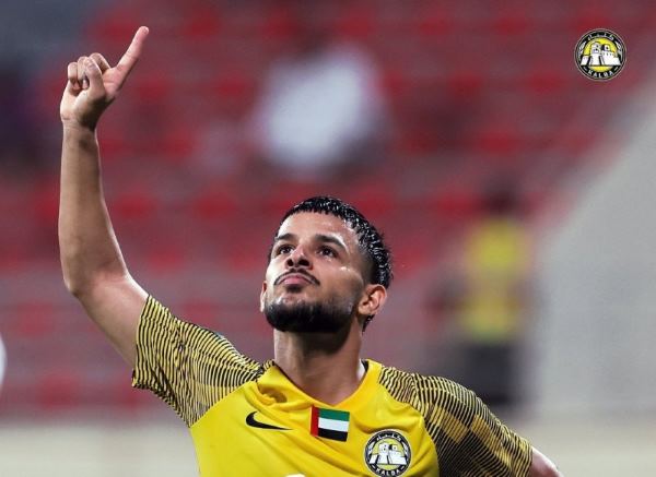 همه امارات برابر مهدی قایدی تعظیم کرد