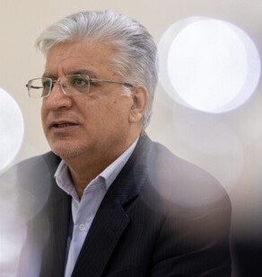 دولت‌ها باید مشکل های مردم را حل کنند