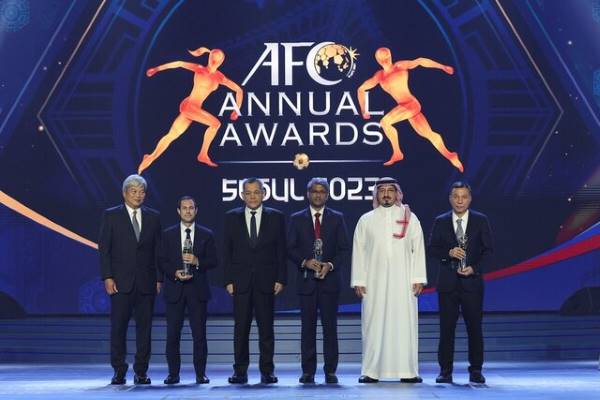 برترینهای سال آسیا/ طارمی پشت سر سون ماند برترینهای سال آسیا/ طارمی پشت سر سون ماند