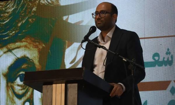 قیصر امین‌پور از شاعران کارساز شعر و ادب انقلاب اسلامی است