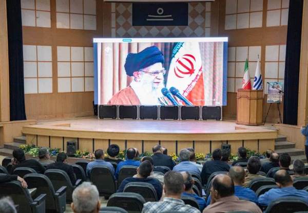 پخش زنده بیانات رهبری در دل صنعت اهواز