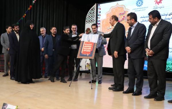 جشنواره ای با طعم کتاب یا کارگزاران!؟