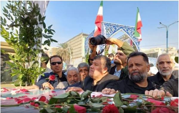 پیکرهای ۱۴ شهید گمنام در اهواز تشییع شد