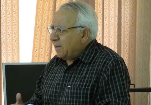 نگاه پروفسور «شهنی کرمزاده» به بورسیههای تحصیلی نگاه پروفسور