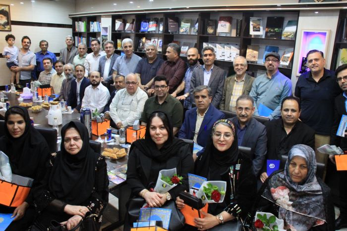 استقلال رسانه، اکسیژن «خوزی‌ها»/ اندیشکده‌ای برای مشق شب کارگزاران