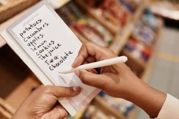 ۷ دلیل برای نوشتن خریدتان روی «کاغذ»