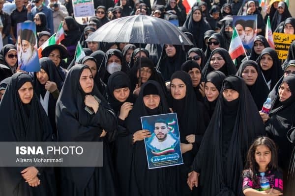 تشییع پیکر ۷ شهید تجاوز رژیم صهیونیستی/ اهواز