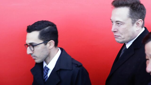 همکار ایرانی ایلان ماسک از «تسلا» اخراج شد همکار ایرانی ایلان ماسک از «تسلا» اخراج شد