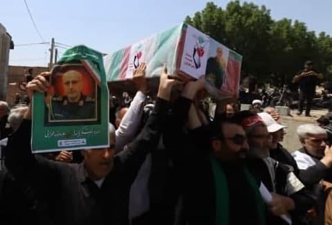 تشییع پیکر سردار شهید محرابی و شماری از شهیدان تجاوز رژیم صهیونیستی در اهواز تشییع پیکر سردار شهید محرابی و شماری از شهیدان تجاوز رژیم صهیونیستی در اهواز