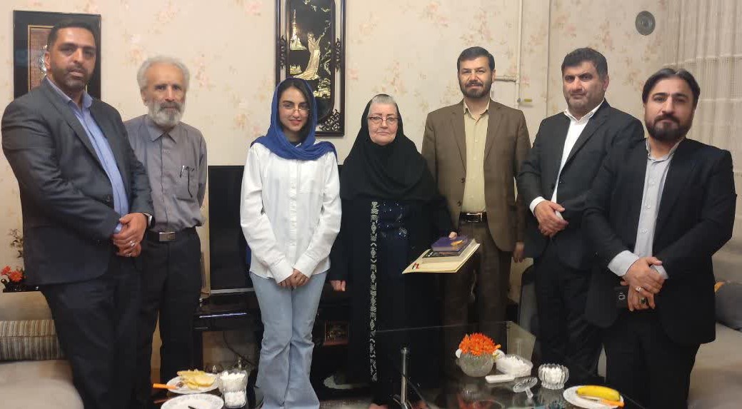 از هورالعظیم تا صفحه‌های ادبی مطبوعات