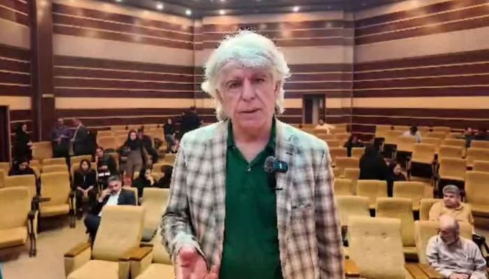 تیتر، چراغ خبر است که راه، بی راه نشود