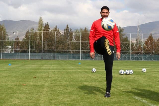 چالش سرمربی پرسپولیس در نخستین روز کاری