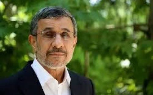 ماجرای برخورد محمود احمدی‌نژاد با گل‌آقا