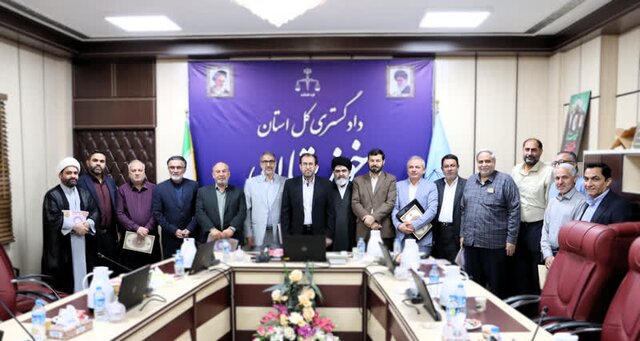 هیأت منصفه؛ چشم بیدار مردم در سپهر رسانه هیأت منصفه؛ چشم بیدار مردم در سپهر رسانه