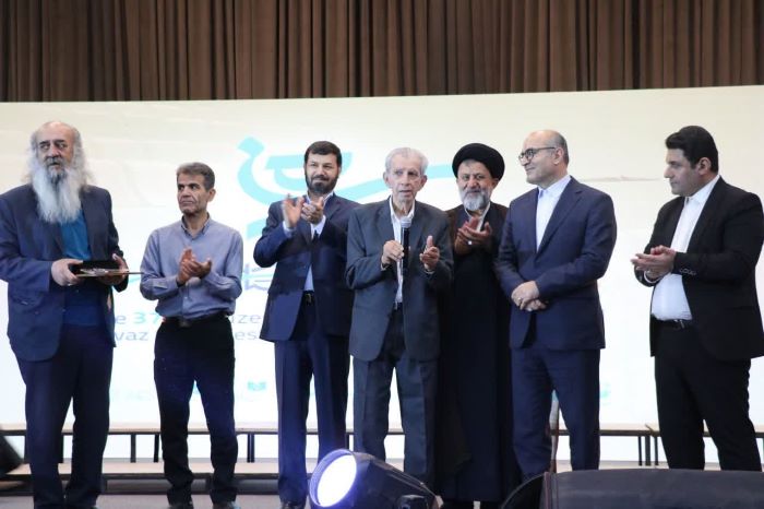 خوزستان، دوباره روی صحنه ایستاد