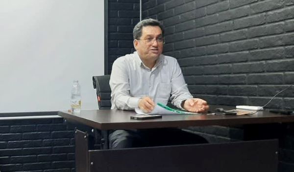 قلههای تازه بیان؛ کوهنوردی با واژگان قلههای تازه بیان؛ کوهنوردی با واژگان