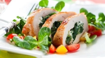 اسفناج را چطور بخوریم؛ پخته یا خام؟