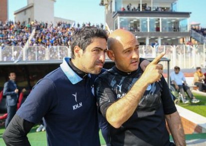 مربی تیم فوتبال استقلال ادعا کرد که باید پنج بر صفر پیروز می شدیم