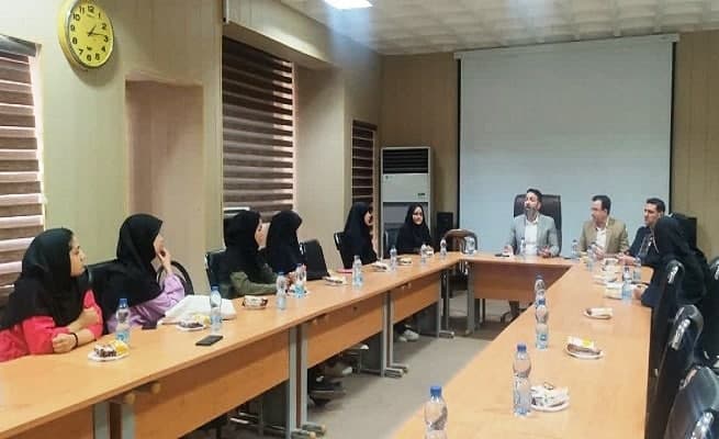 گفتمان خودمانی و صمیمی با رویکرد یاریگران زندگی