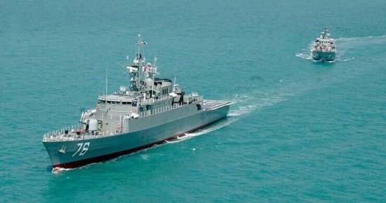 توقیف یک کشتی ناشناس متخلف در حال فرار