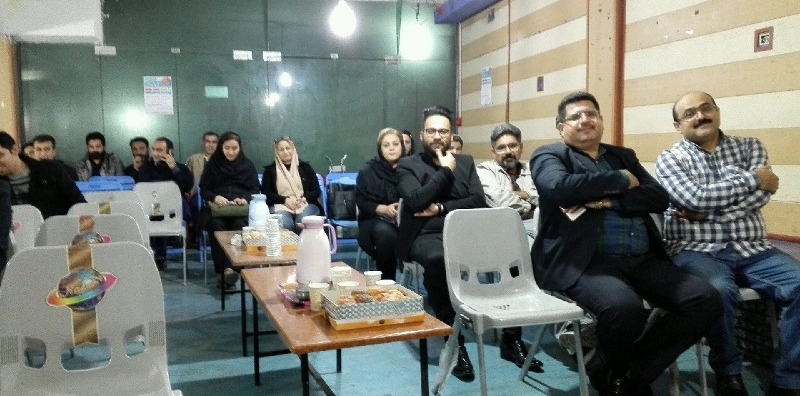 رونمایی و جشن امضای مجموعه شعر اهلی کردن قاب عکس سروده دکتر حبیب پیام